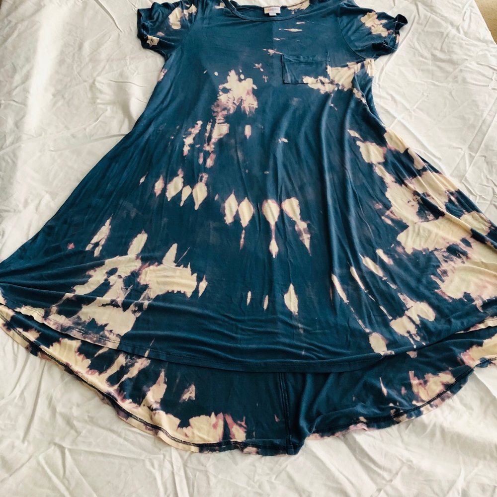 Tie Dye Carly!